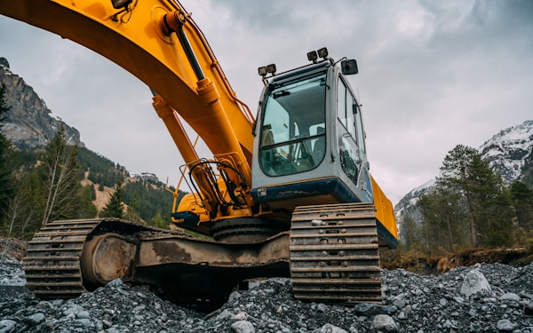 CAT 320 Excavator